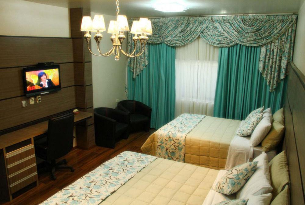 Hotel Luxsur Encarnación Zewnętrze zdjęcie