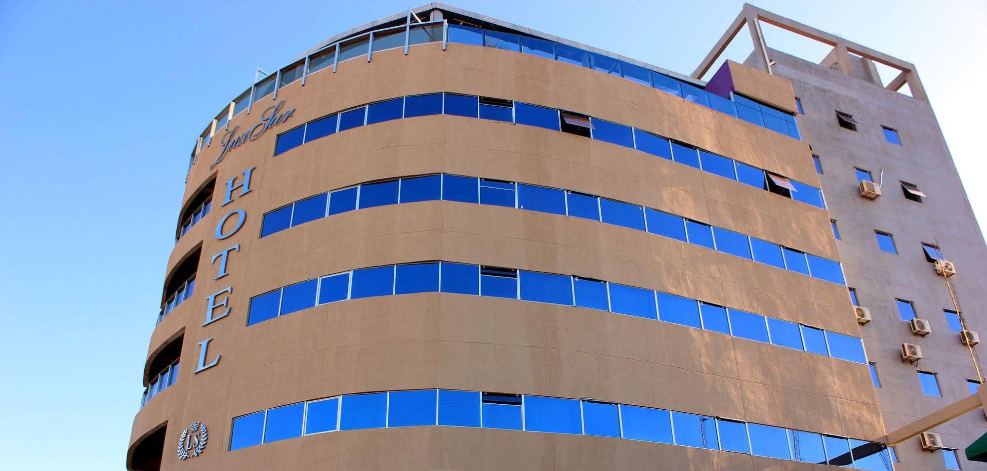 Hotel Luxsur Encarnación Zewnętrze zdjęcie
