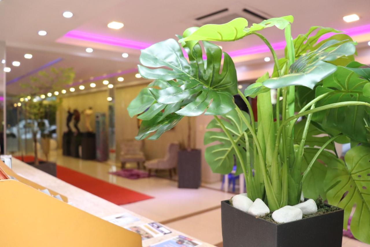Hotel Luxsur Encarnación Zewnętrze zdjęcie